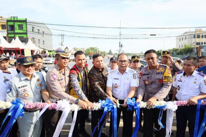 
					Penyempurnaan Traffict Management di Makassar, Danny Pomanto Resmikan Operasional Simpang 3 Middle Ring Road