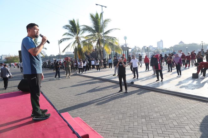 
					Jalan Sehat dan Senam Bersama, Pjs Wali Kota Makassar  Olahraga Investasi Berharga