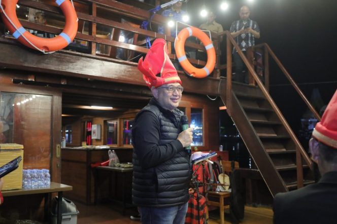 Munafri Sambut Delegasi ACRS 2025 dengan Jamuan Budaya di Atas Kapal Pinisi